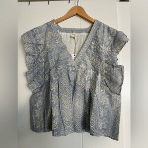 Blue and white puff sleeve sleeveless blouse. NWT from an online boutique.